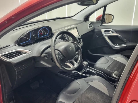 Peugeot 2008 Allure BlueHDi 120 S&S EAT6