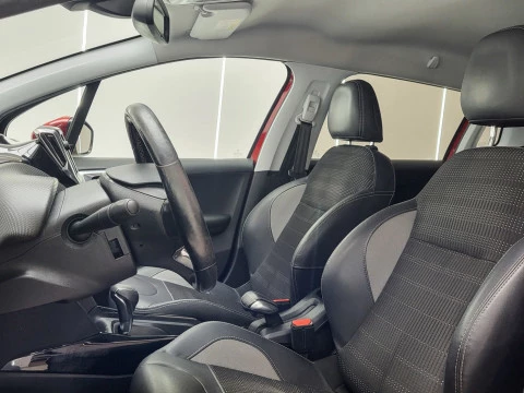 Peugeot 2008 Allure BlueHDi 120 S&S EAT6