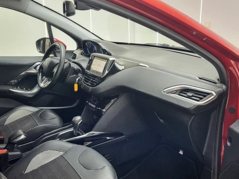 Peugeot 2008 Allure BlueHDi 120 S&S EAT6