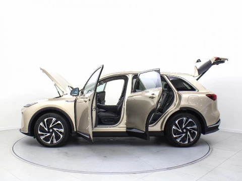 MG3 BEV 77KWH LUXURY 245 5P