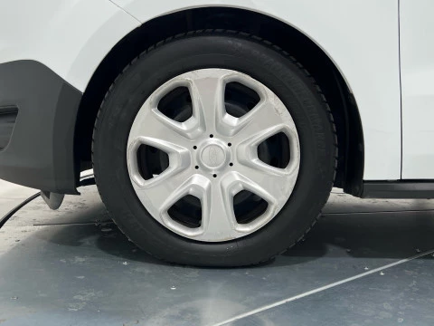 Ford Tourneo Courier 1.5 TDCi 75cv Trend
