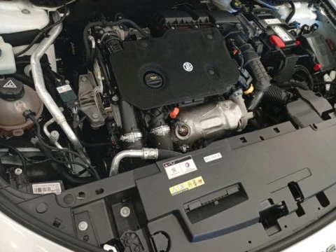 Peugeot 508 5P Active Pack BlueHDi 130 S&S EAT8