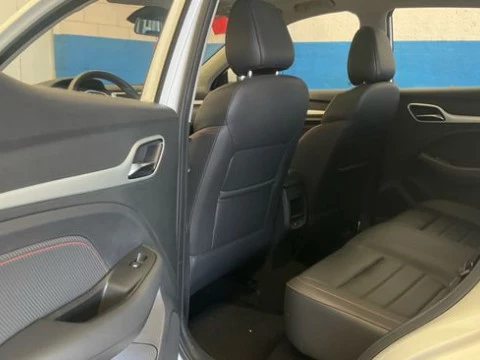 MG ZS 1.0T Luxury MG ZS 1.0T Luxury