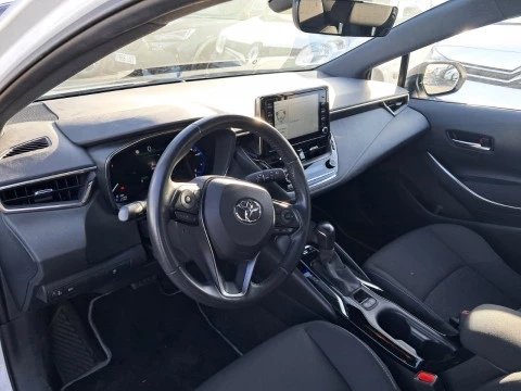 Toyota Corolla 1.8 125H ACTIVE TECH E-CVT