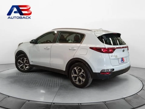 Kia Sportage 1.6 MHEV Business 100kW (136CV) 4x4