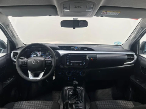Toyota Hilux 2.4 D-4D Cabina Doble GX Plus