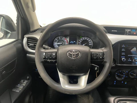 Toyota Hilux 2.4 D-4D Cabina Doble GX Plus