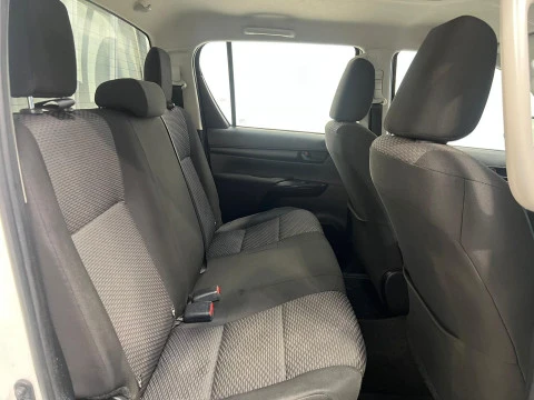 Toyota Hilux 2.4 D-4D Cabina Doble GX Plus