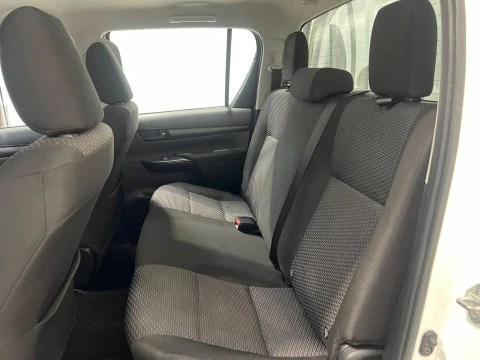 Toyota Hilux 2.4 D-4D Cabina Doble GX Plus