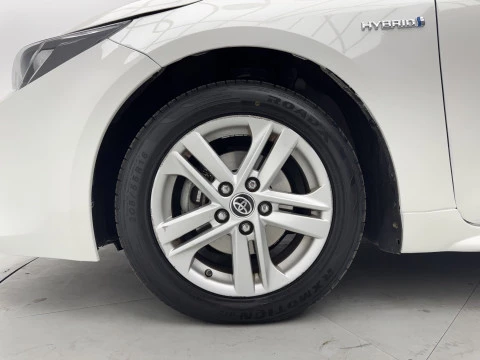 Toyota Corolla 1.8 125H ACTIVE TECH E-CVT TOU SPORT