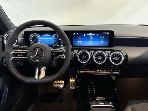 Mercedes-Benz Clase A A 250 e con tecnologia hibrida EQ