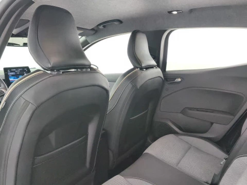 Renault Clio  E-TECH Full Hybrid Techno 105kW