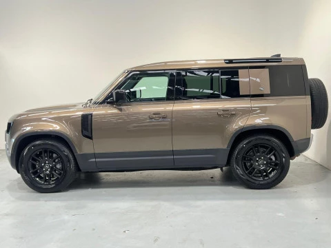 Land Rover Defender 3.0 D300 S 110 Auto 4WD MHEV