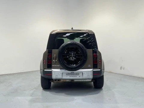 Land Rover Defender 3.0 D300 S 110 Auto 4WD MHEV