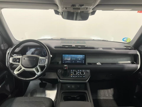 Land Rover Defender 3.0 D300 S 110 Auto 4WD MHEV