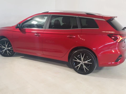 MG5 Long Range Luxury