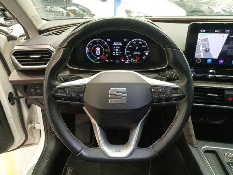 Seat Nuevo León SP 1.4 e-Hybrid DSG S&S Xcellence Go L