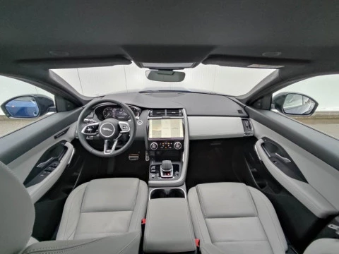 Jaguar E-Pace 2.0D 163PS MHEV R-Dynamic SE 4WD Auto