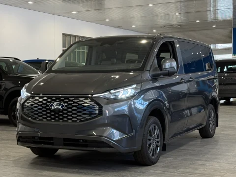 Ford Tourneo Custom BEV 83kWh 160kW L1 Titanium Auto