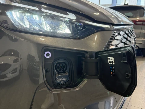Ford Tourneo Custom BEV 83kWh 160kW L1 Titanium Auto