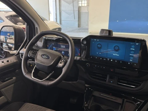 Ford Tourneo Custom BEV 83kWh 160kW L1 Titanium Auto