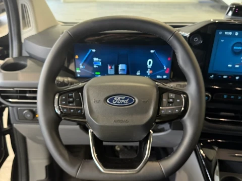 Ford Tourneo Custom BEV 83kWh 160kW L1 Titanium Auto