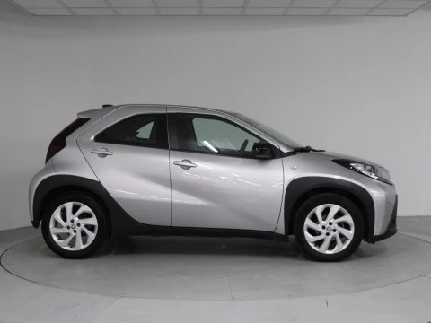 Toyota Aygo X Cross 1.0 VVT-I 72CV Play