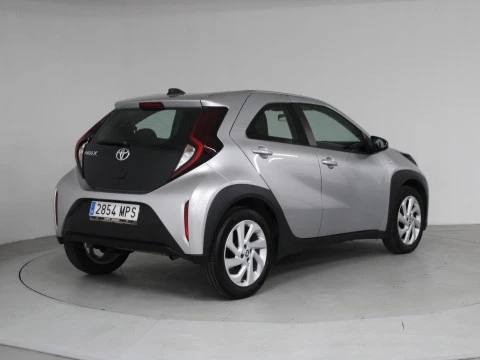 Toyota Aygo X Cross 1.0 VVT-I 72CV Play