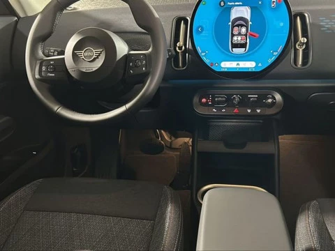 MINI Countryman C