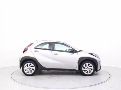 Toyota Aygo X Cross 1