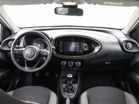 Toyota Aygo X Cross 1