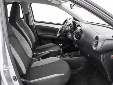 Toyota Aygo X Cross 1