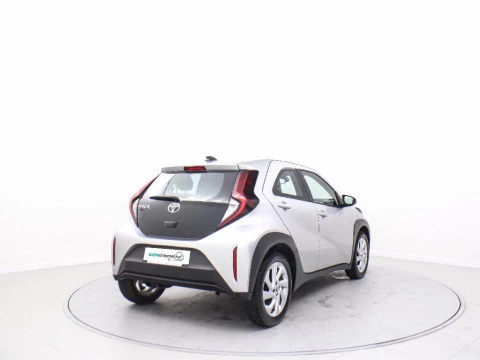 Toyota Aygo X Cross 1