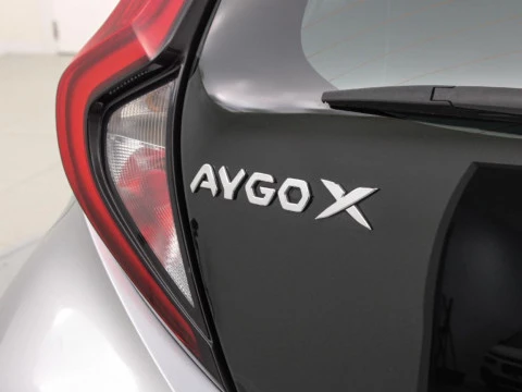 Toyota Aygo X Cross 1
