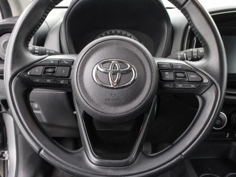 Toyota Aygo X Cross 1