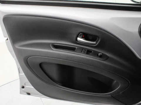 Toyota Aygo X Cross 1