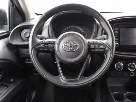 Toyota Aygo X Cross 1