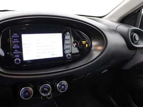 Toyota Aygo X Cross 1