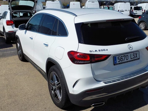 Mercedes-Benz GLA GLA 200 D