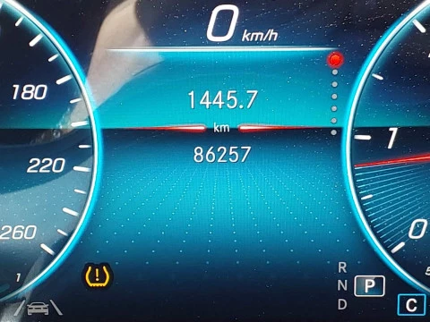 Mercedes-Benz GLA GLA 200 D