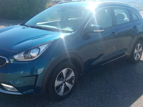 Kia Niro 1.6 GDi Híbrido Drive Kia Niro 1.6 GDi Híbrido Drive