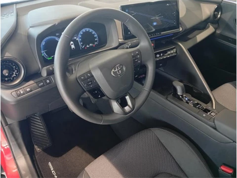 Toyota C-HR Toyota C-HR - Spirit Hybrid 140