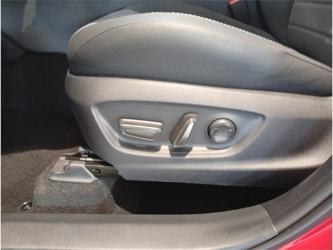 Toyota C-HR Toyota C-HR - Spirit Hybrid 140