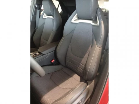 Toyota C-HR Toyota C-HR - Spirit Hybrid 140