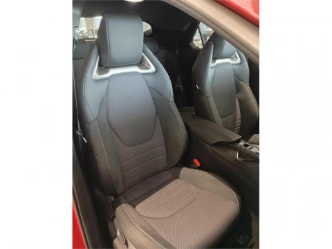 Toyota C-HR Toyota C-HR - Spirit Hybrid 140