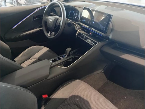 Toyota C-HR Toyota C-HR - Spirit Hybrid 140
