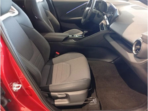 Toyota C-HR Toyota C-HR - Spirit Hybrid 140