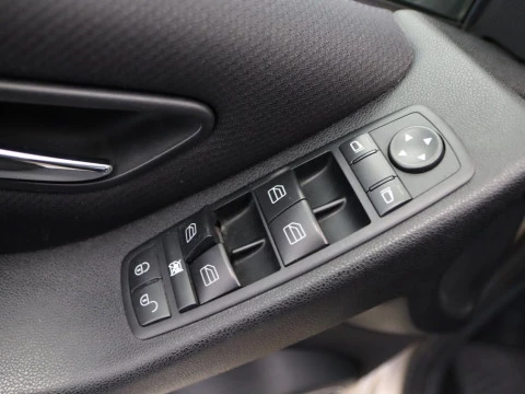 Mercedes-Benz B-CLASS CLASE B 180 CDI 5P