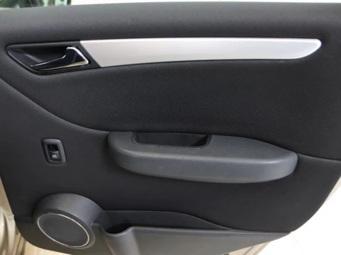 Mercedes-Benz B-CLASS CLASE B 180 CDI 5P