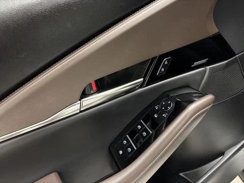 Mazda CX-30 2.0 Skyactiv-X Zenith 132 kW (180 CV)